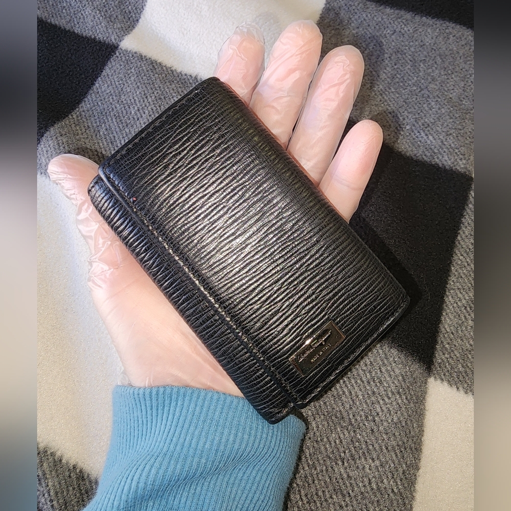 Salvatore Ferragamo Ring Keyholder Color- Black